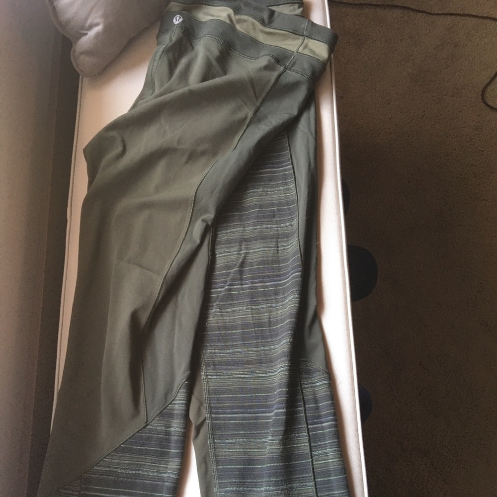 lululemon crops *12*
